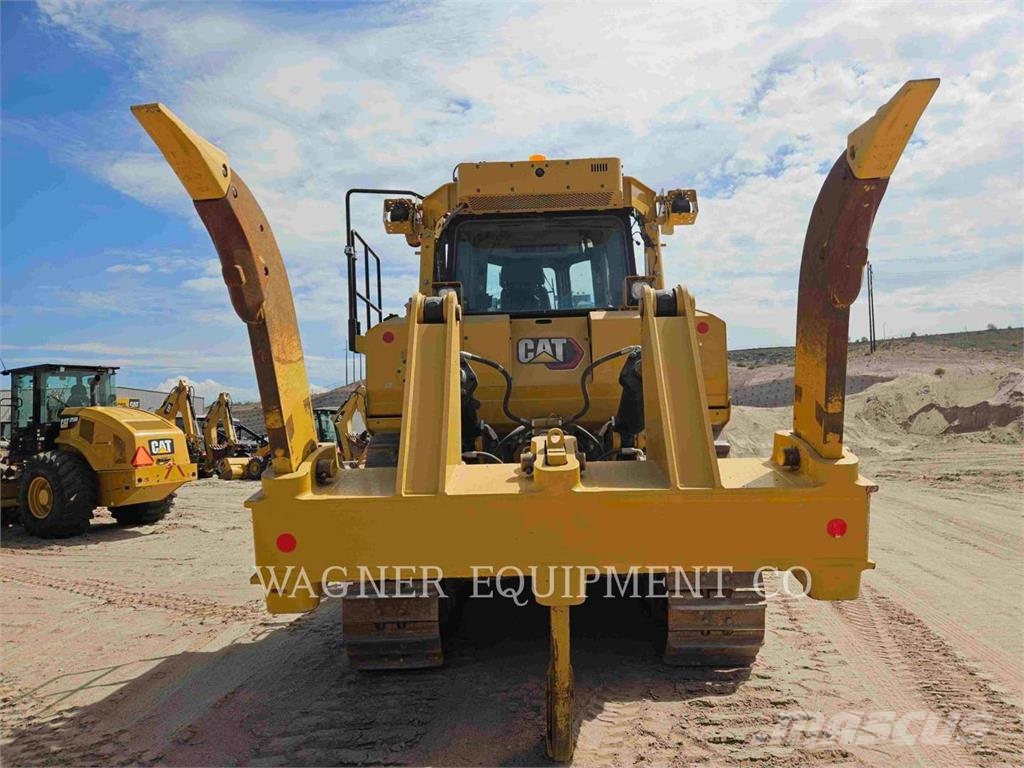 CAT D8 Buldožerji goseničarji