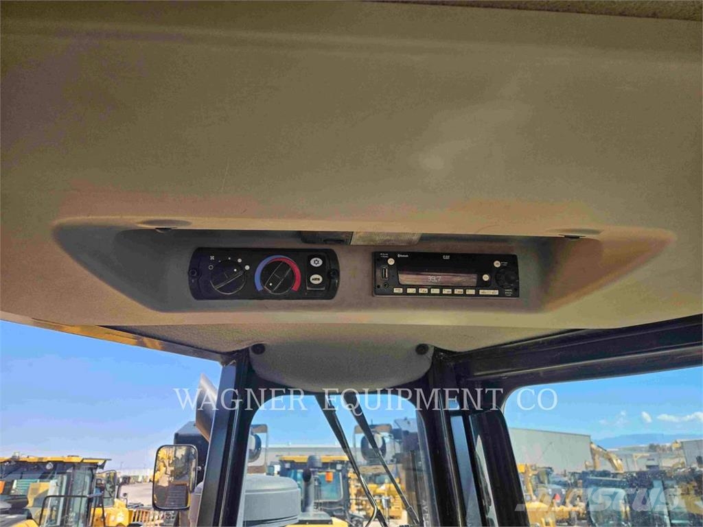 CAT D8 Crawler dozers