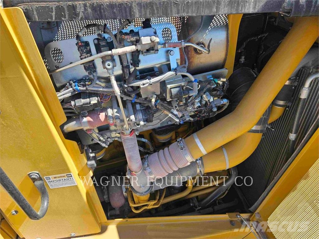 CAT D8 Crawler dozers
