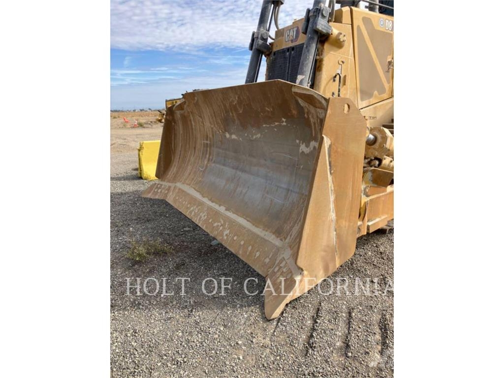 CAT D8 Bulldozer