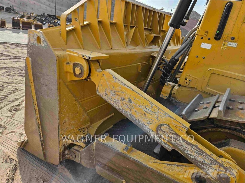 CAT D8 Crawler dozers
