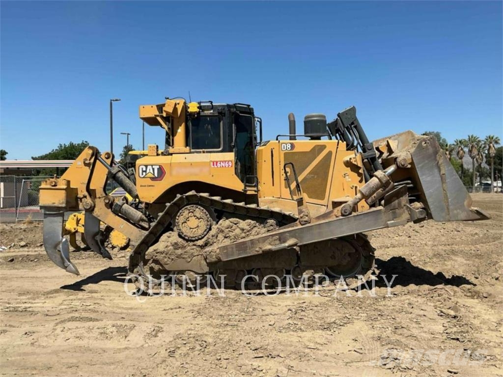 CAT D8 Crawler dozers
