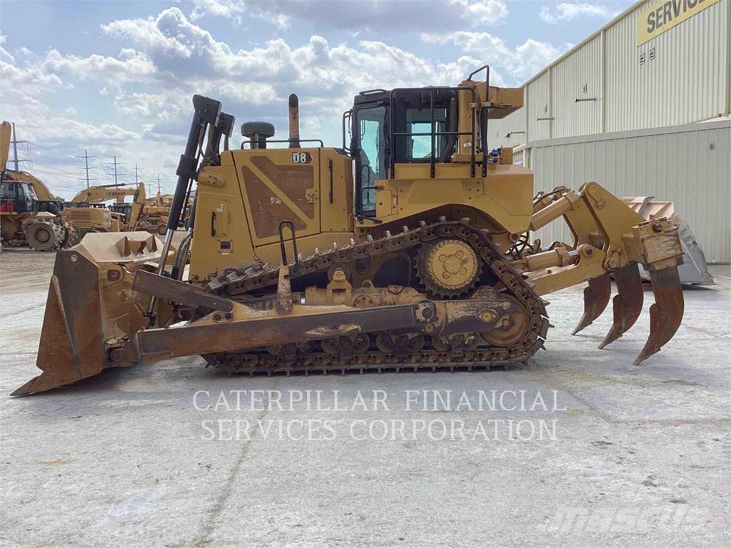 CAT D8-21 Buldooserid