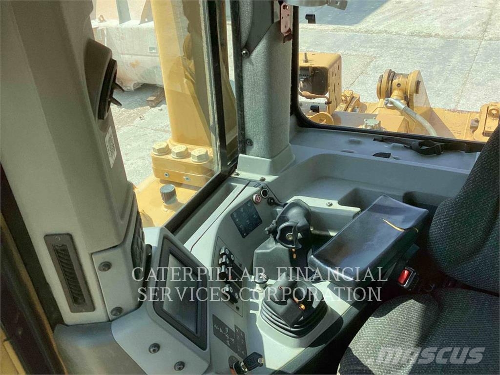 CAT D8-21 Buldooserid