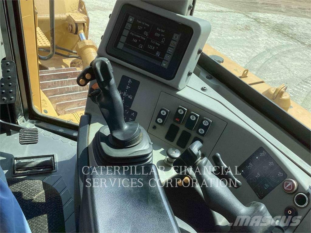 CAT D8-21 Buldooserid