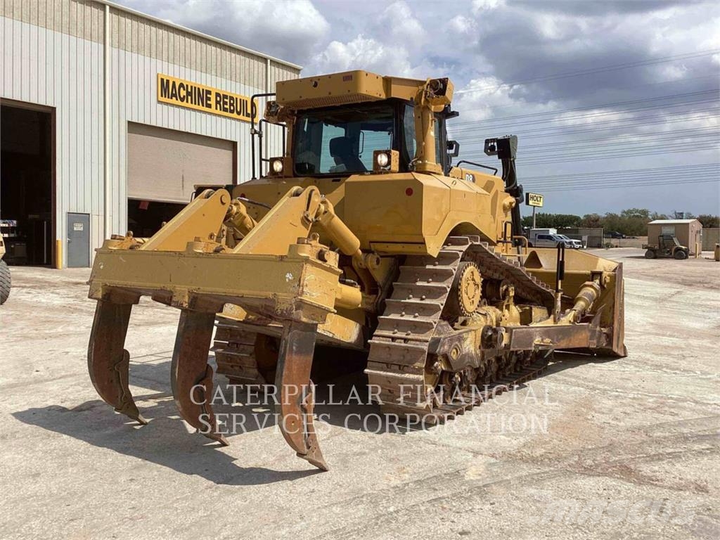 CAT D8-21 Buldooserid