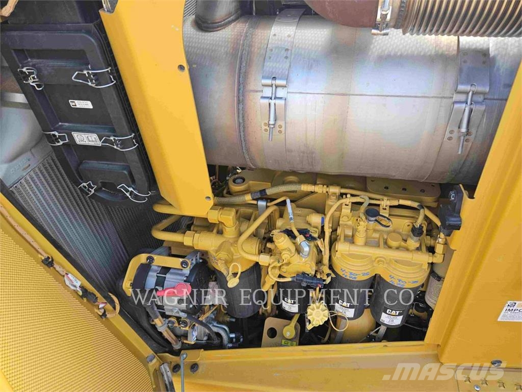 CAT D821 Bulldozer