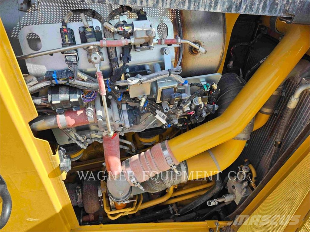 CAT D821 Bulldozer
