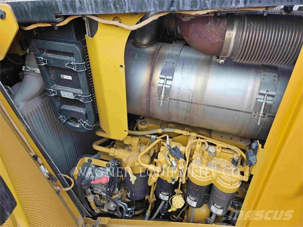 CAT D821 Bulldozer