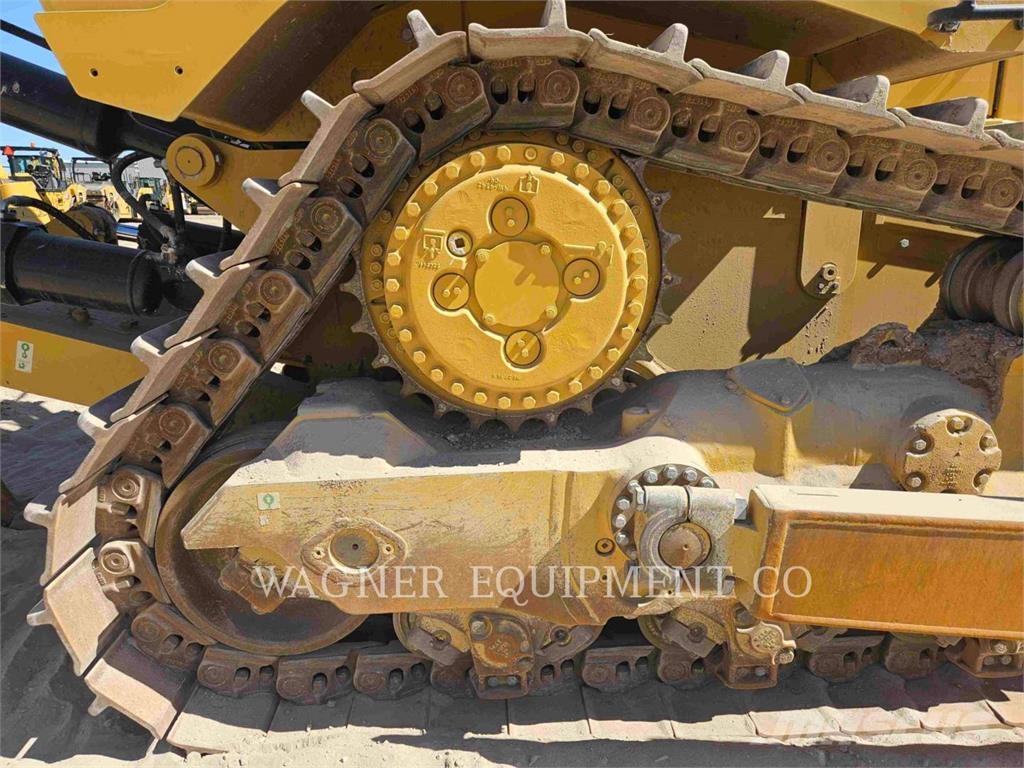 CAT D821 Bulldozer