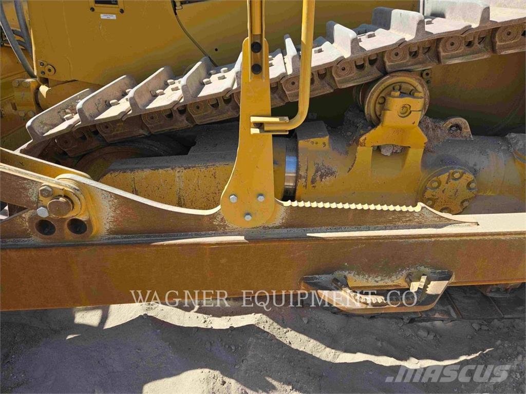 CAT D821 Bulldozer