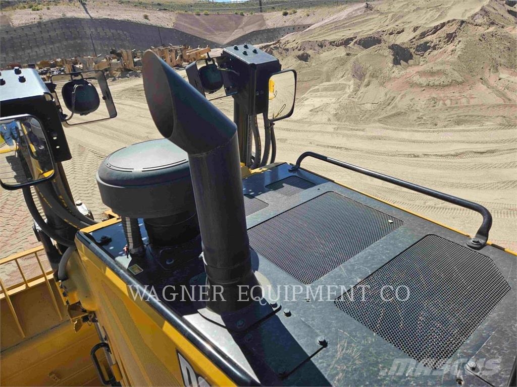 CAT D821 Bulldozer