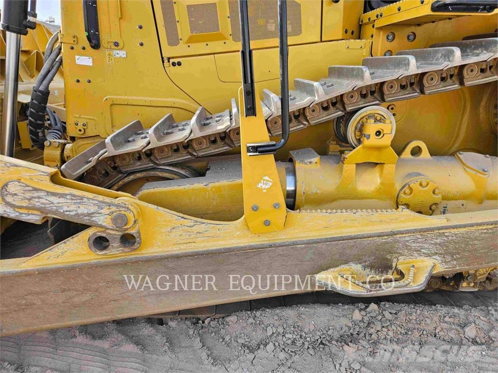 CAT D822 Kāpurķēžu buldozeri