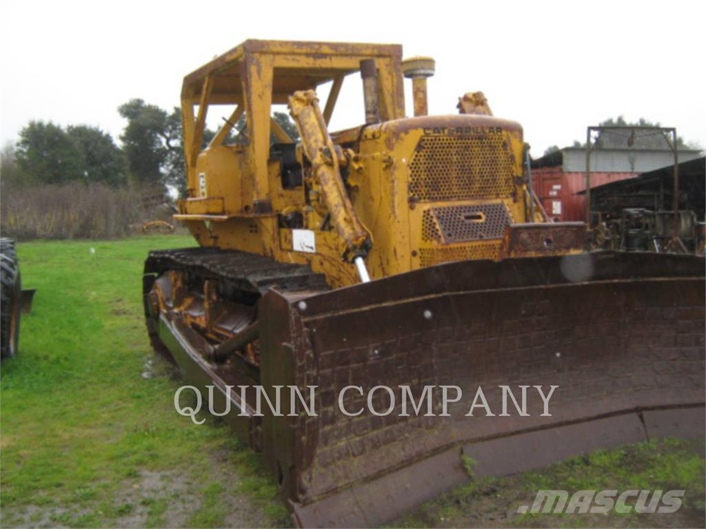 CAT D8H Bulldozer