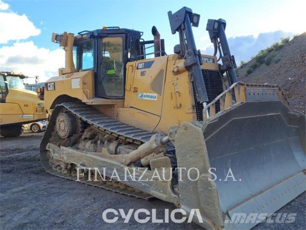 CAT D8T Crawler dozers