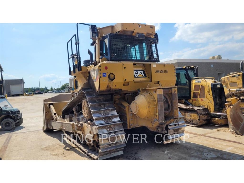 CAT D8T 履帶推土機