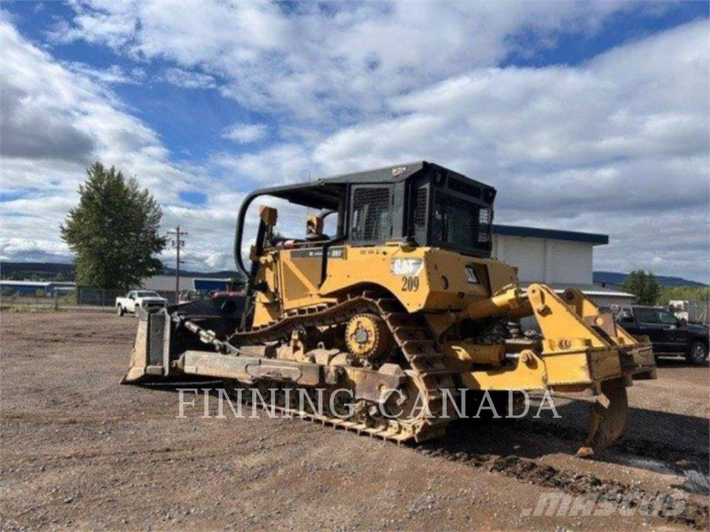CAT D8T Buldozer sobre oruga