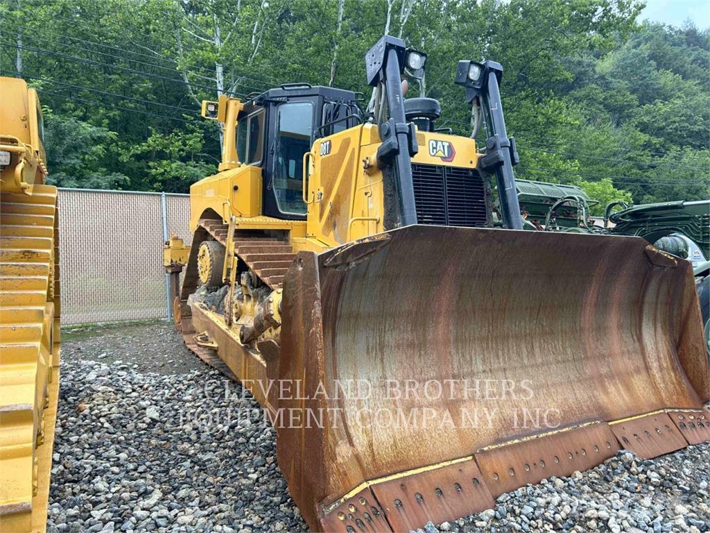 CAT D8T 履帶推土機
