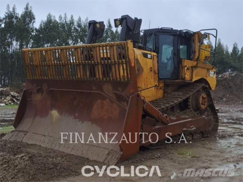CAT D8T Telaketjupuskutraktorit