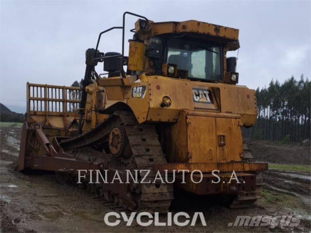 CAT D8T Telaketjupuskutraktorit