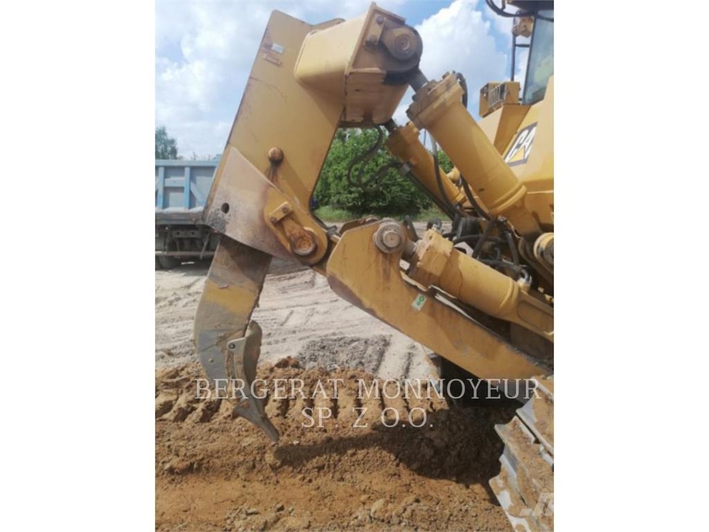 CAT D8T Гусеничні бульдозери