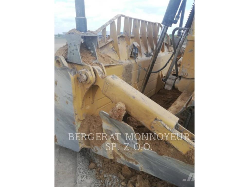 CAT D8T Гусеничні бульдозери