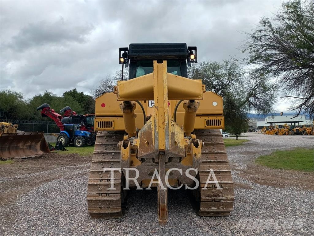 CAT D8T Гусеничні бульдозери