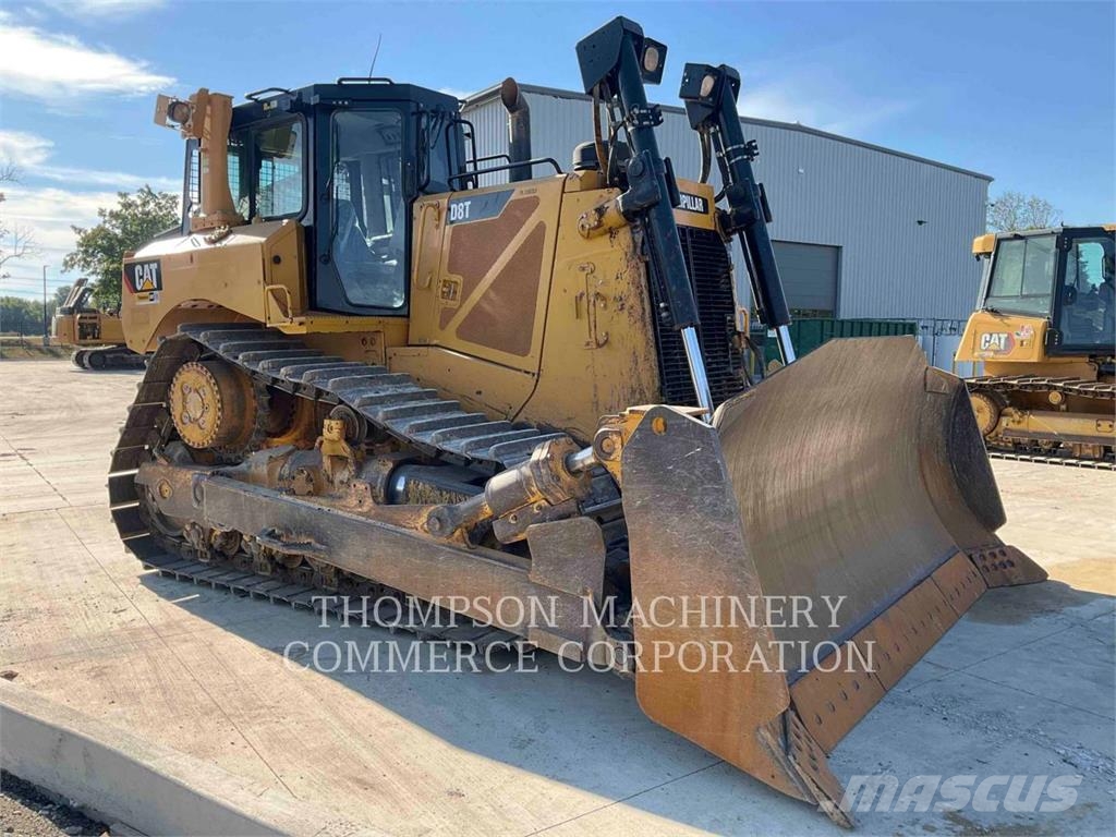 CAT D8T Kāpurķēžu buldozeri