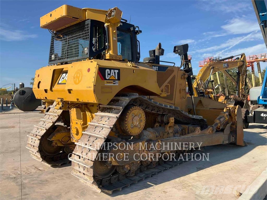 CAT D8T Kāpurķēžu buldozeri