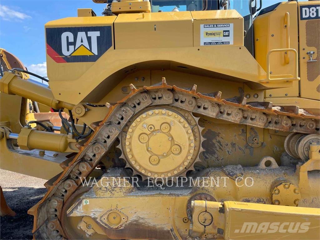 CAT D8T Crawler dozers