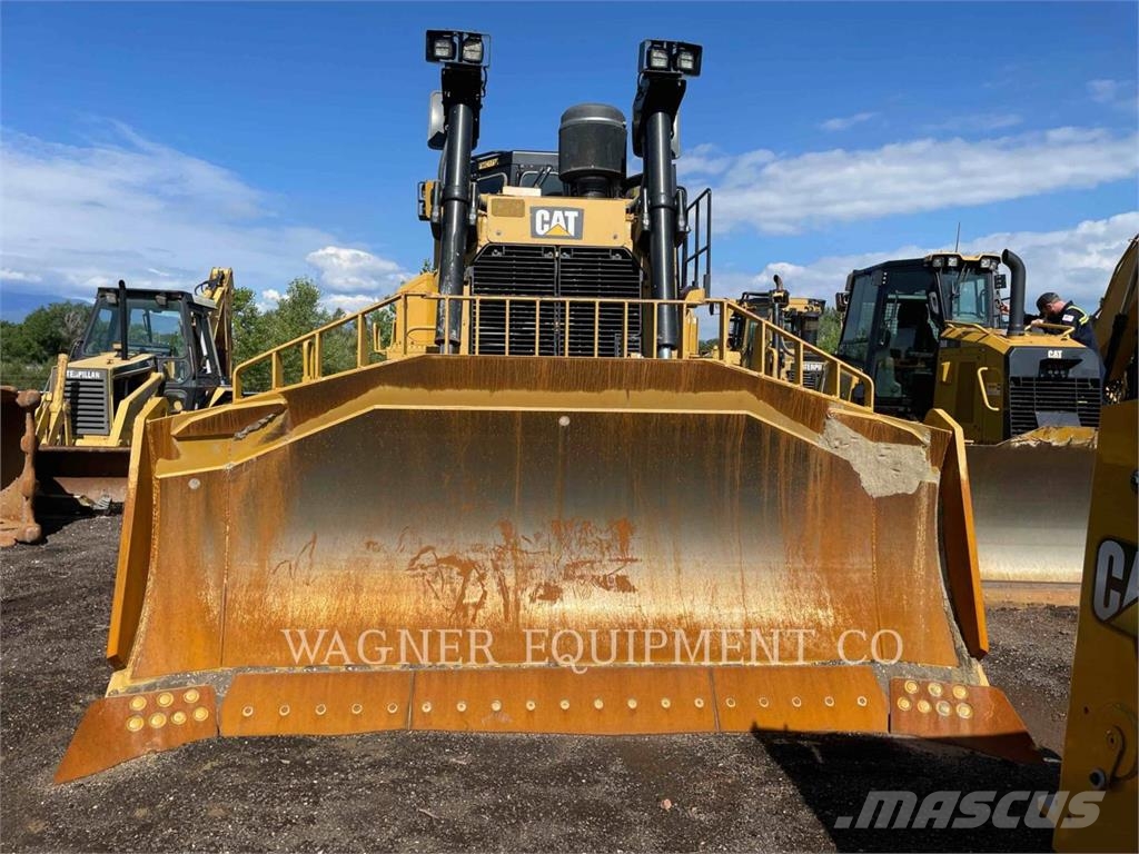 CAT D8T Crawler dozers