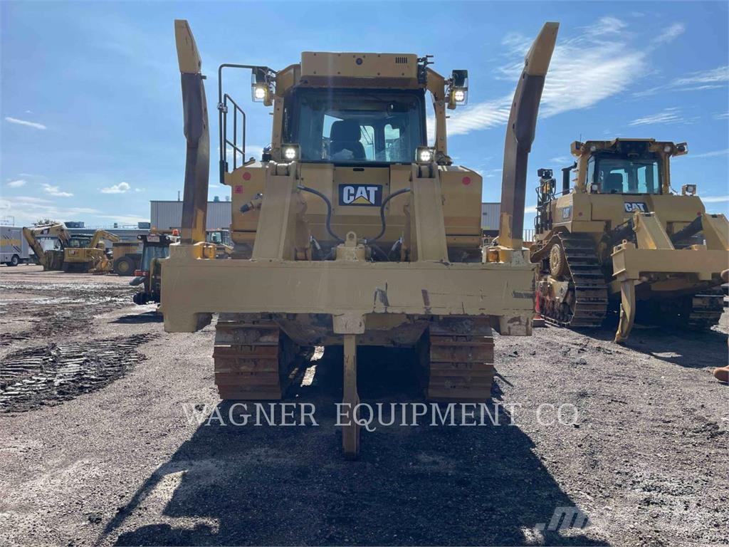 CAT D8T Crawler dozers