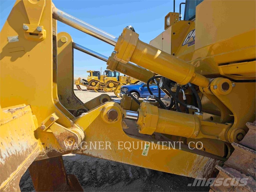 CAT D8T Crawler dozers