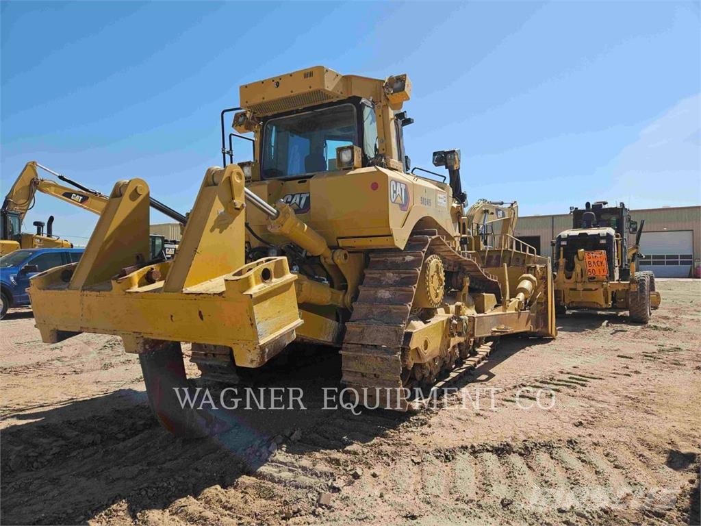 CAT D8T Crawler dozers