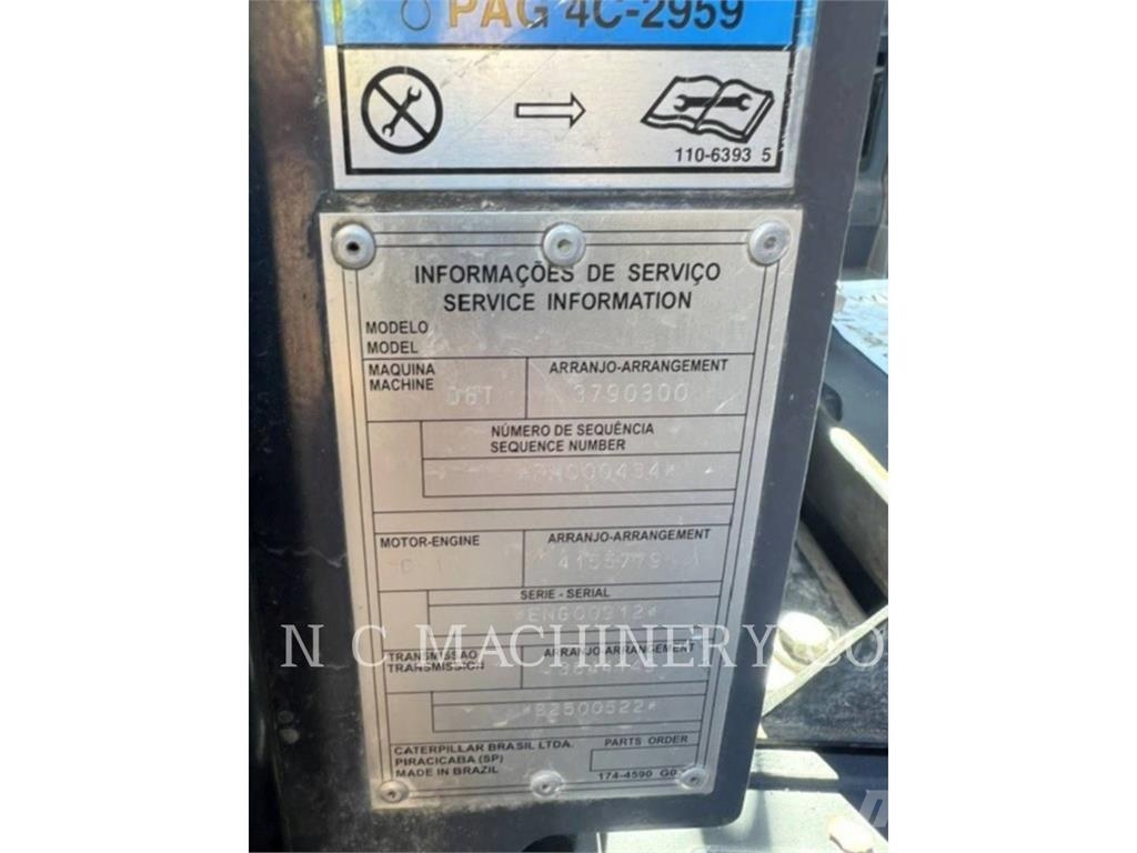 CAT D8T WH Самосвал