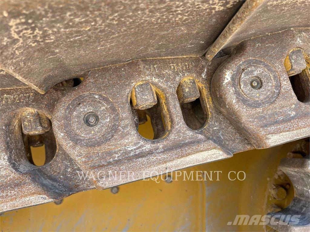 CAT D9 Crawler dozers
