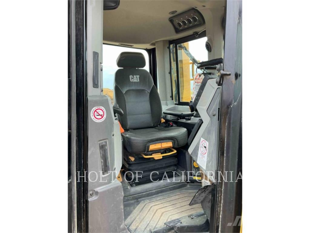 CAT D9 Dozer cingolati