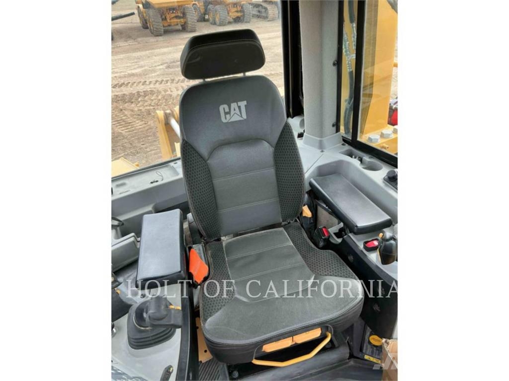 CAT D9 Dozer cingolati