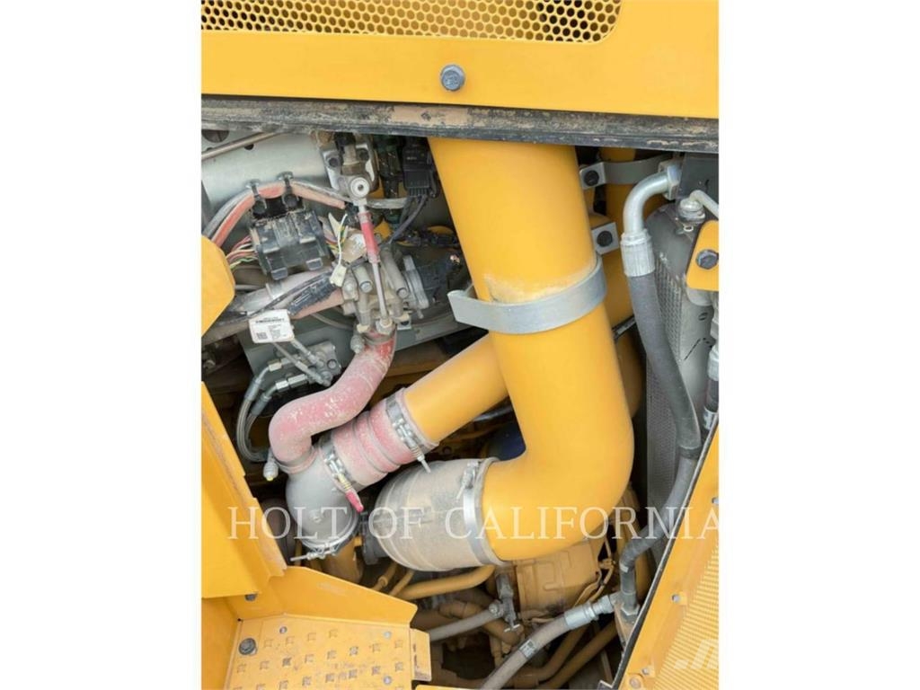 CAT D9 Dozer cingolati