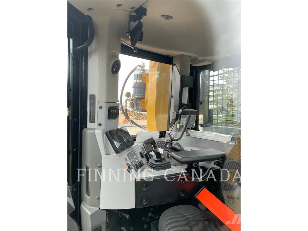 CAT D9-07 بلدوزرات مجنزرة
