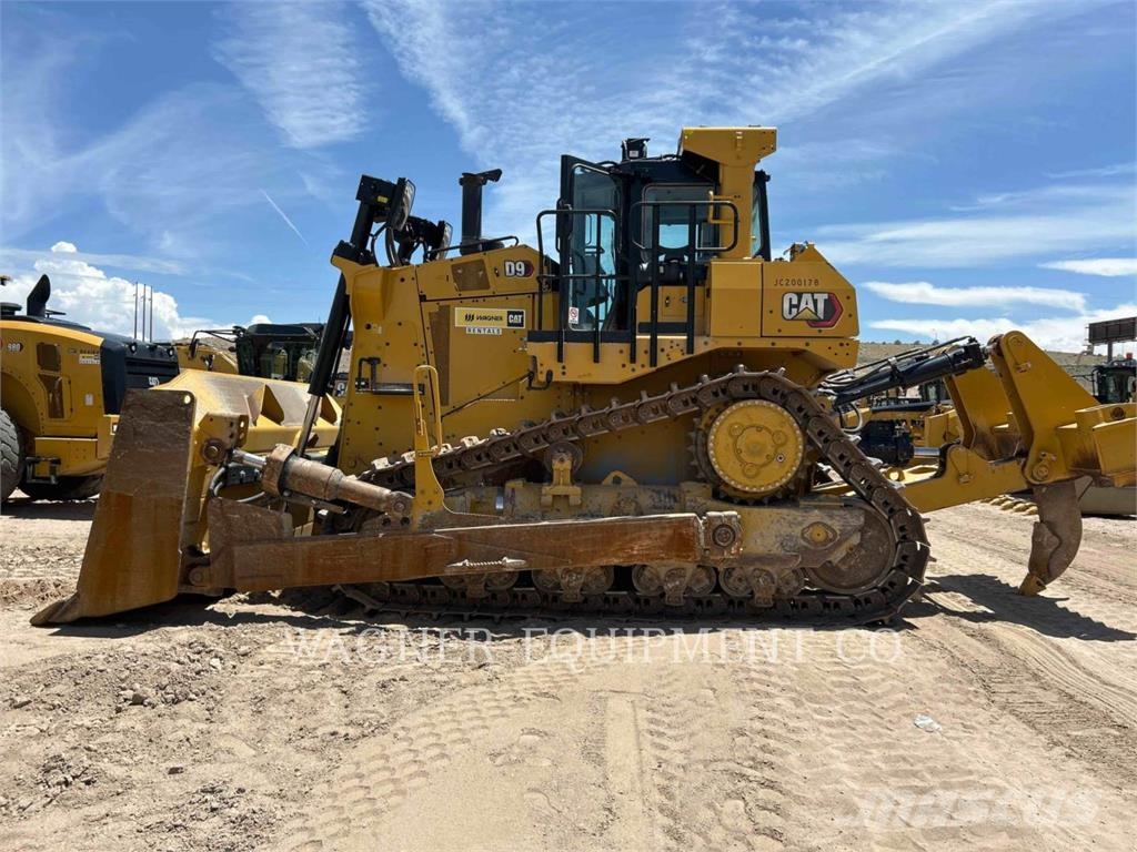 CAT D907 Bulldozer