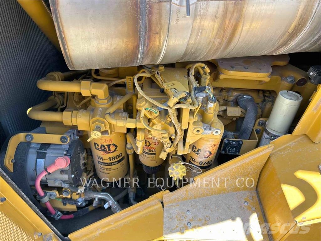 CAT D907 Bulldozer