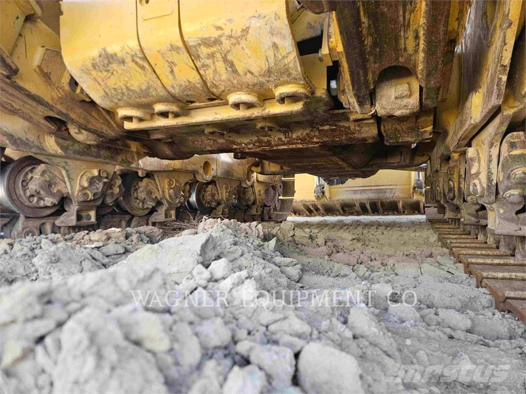 CAT D907 Buldožeri guseničari