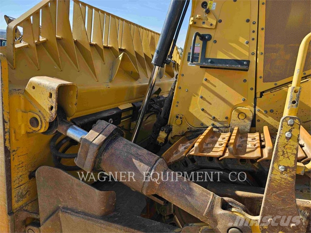 CAT D907 Buldožeri guseničari