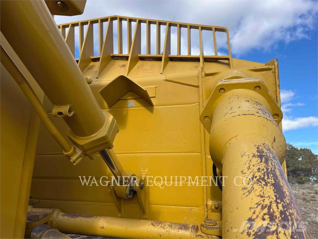 CAT D9H Crawler dozers