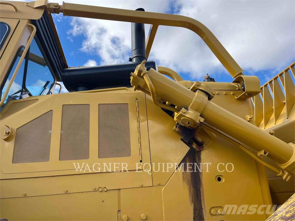 CAT D9H Crawler dozers