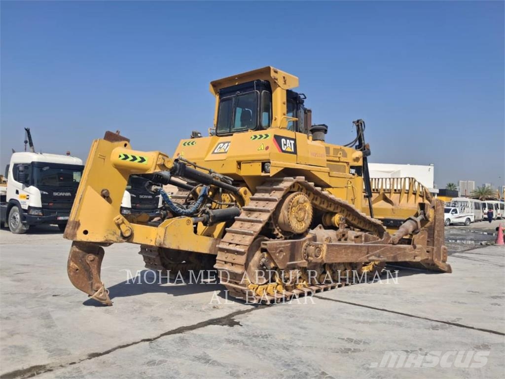 CAT D9RLRC بلدوزرات مجنزرة