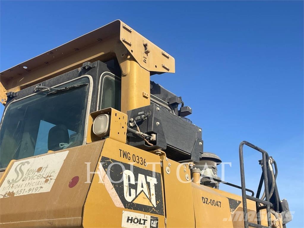 CAT D9T Μπουλντόζες με ερπύστριες