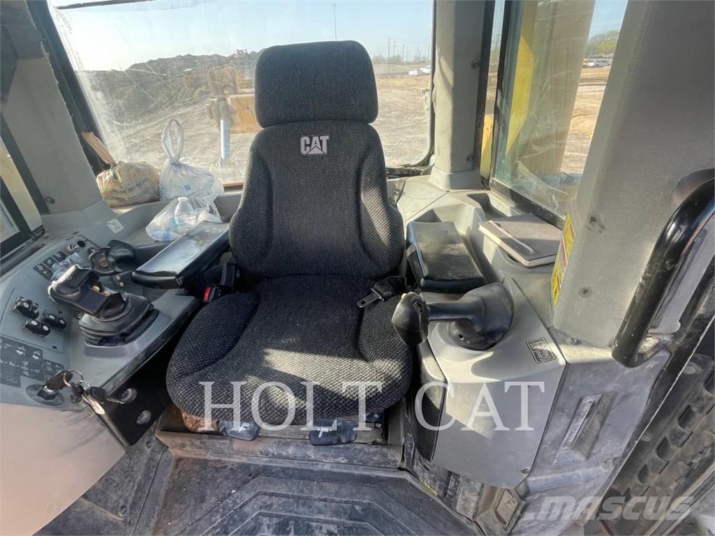 CAT D9T Μπουλντόζες με ερπύστριες