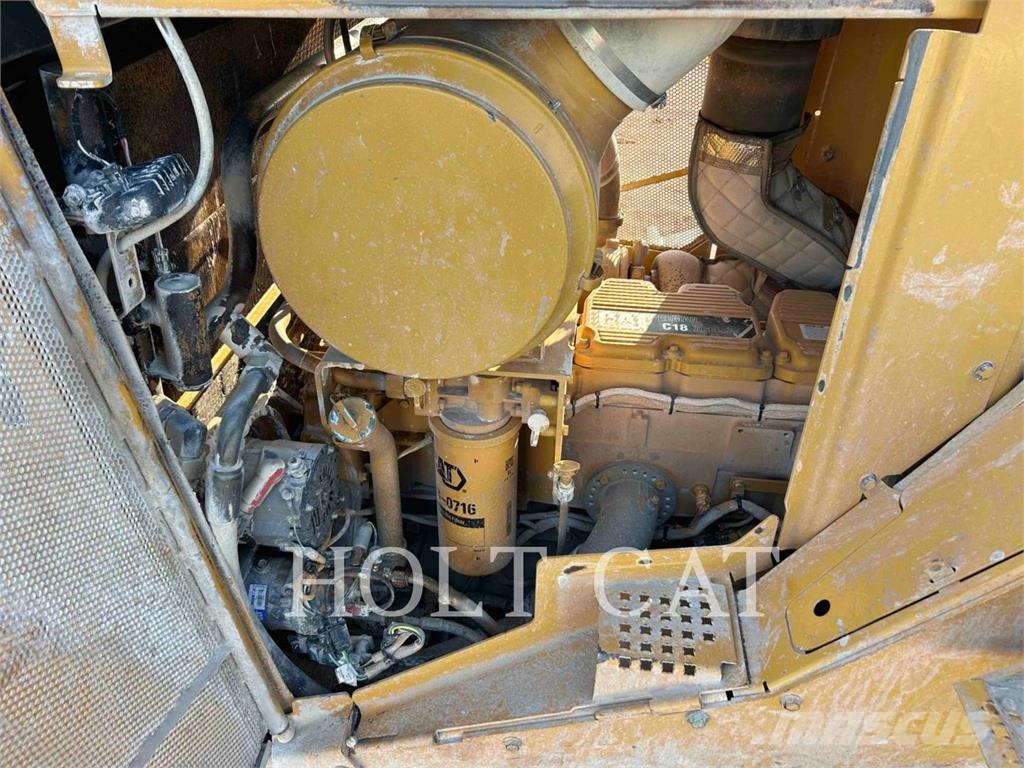 CAT D9T Crawler dozers